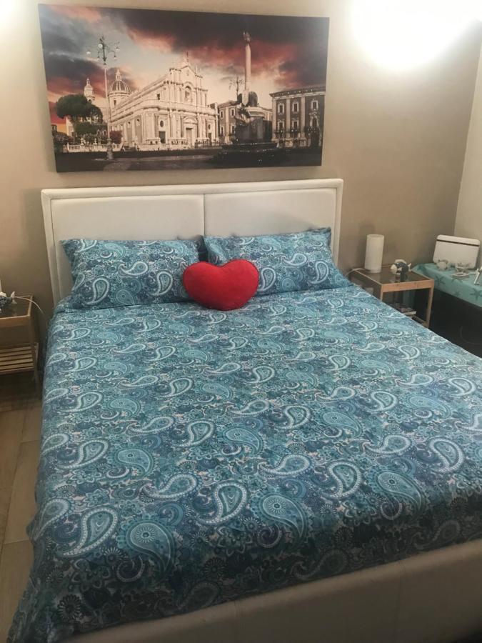 Viky House Apartment Catania Bagian luar foto